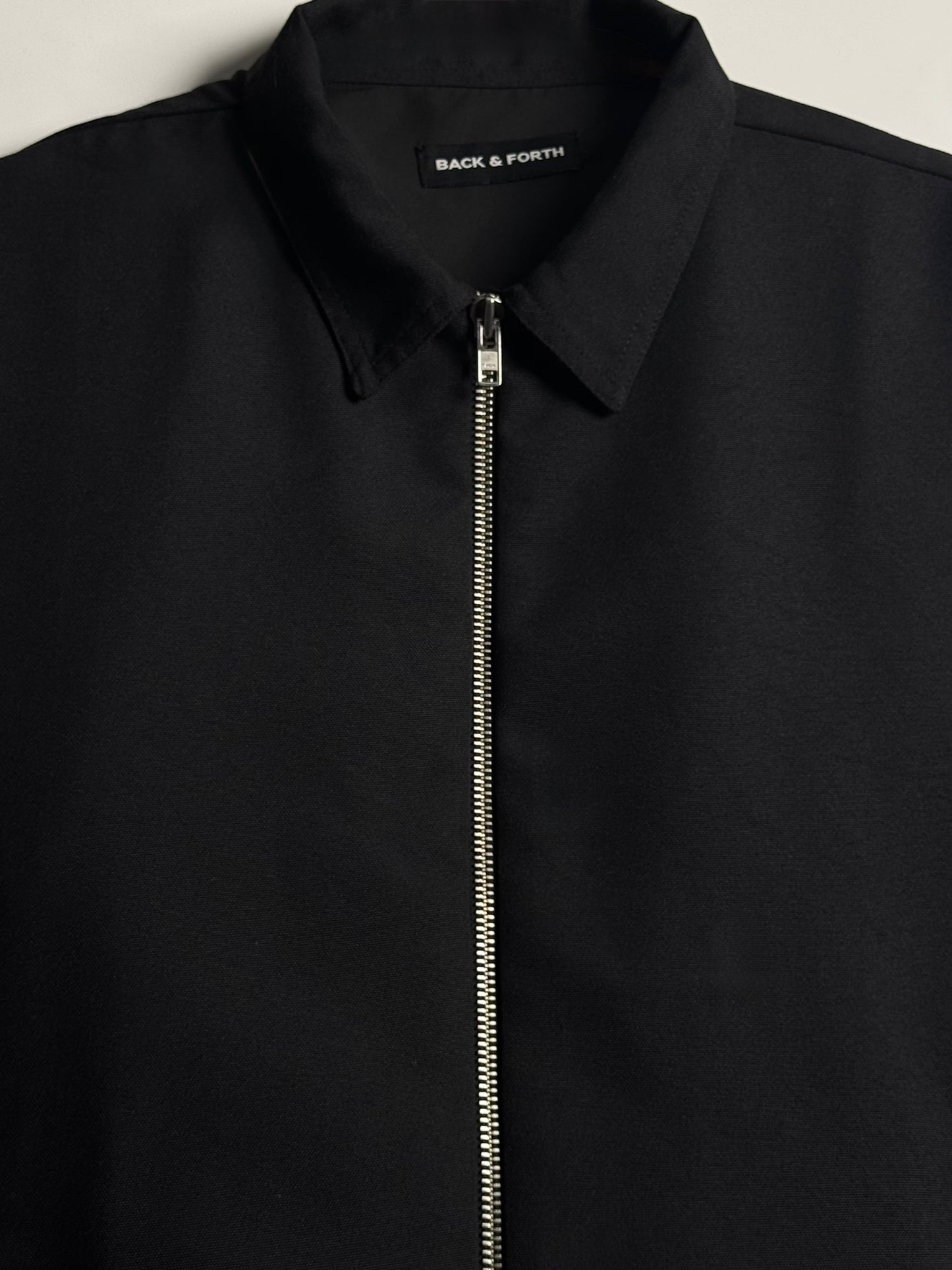 BLACK ZIPPER