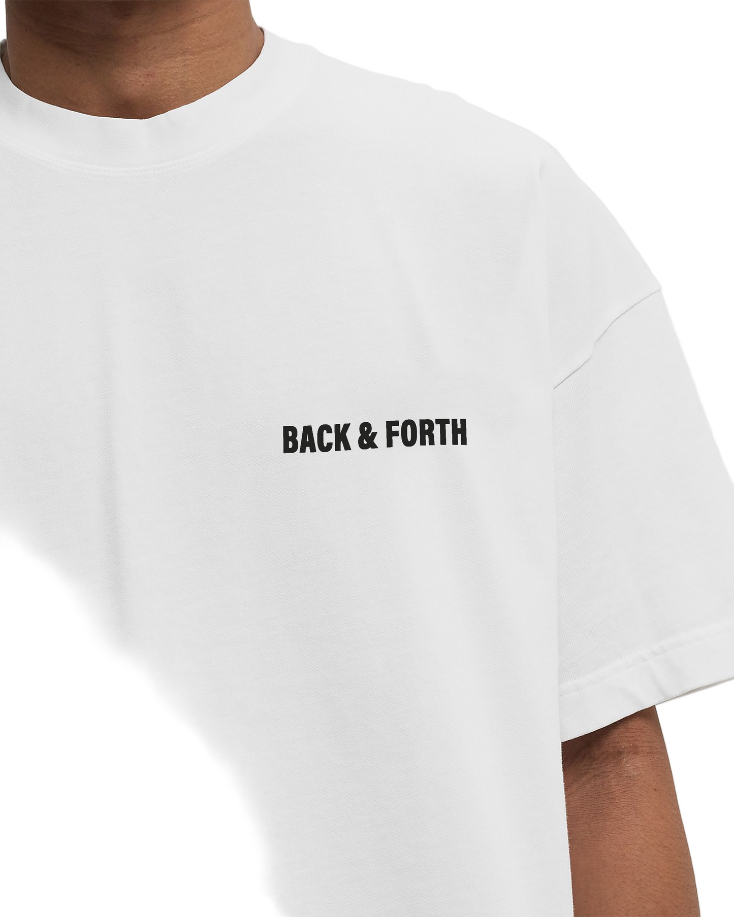 WHITE TEE