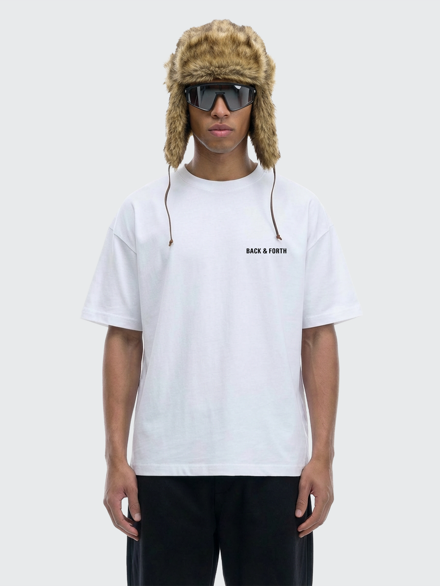 WHITE SOVEREIGN T-SHIRT